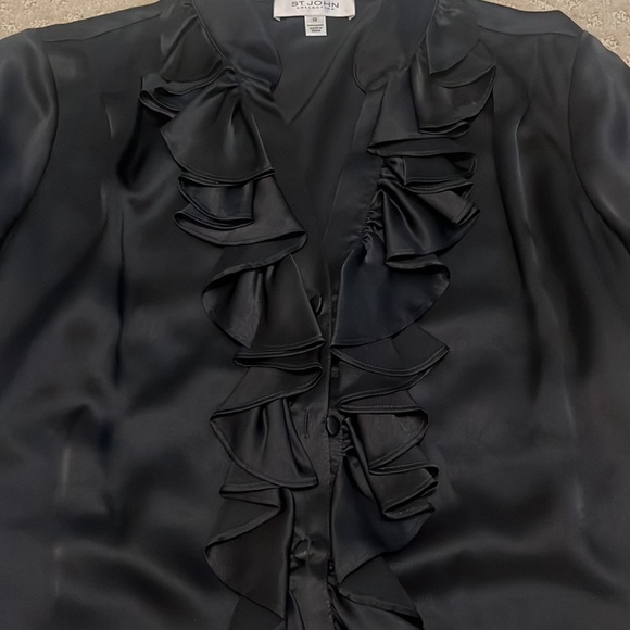 ST.JOHN black blouse - Picture 3 of 3